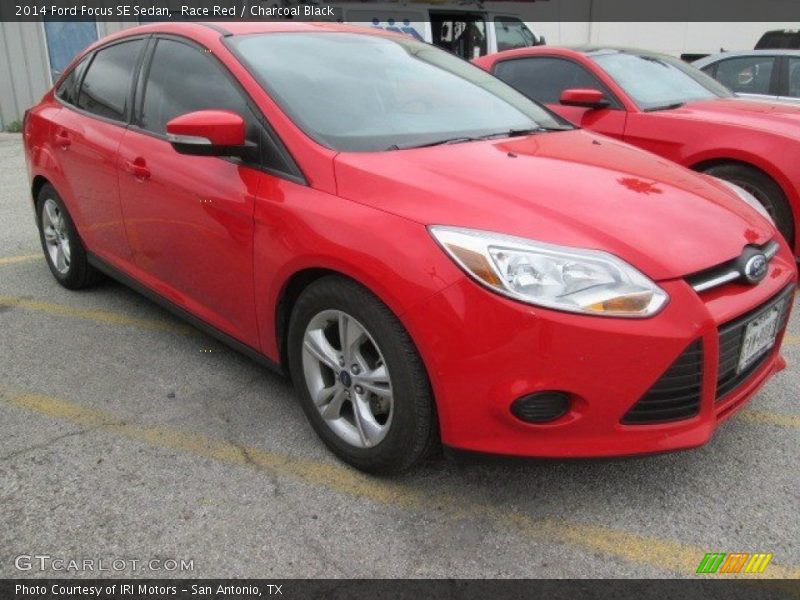 Race Red / Charcoal Black 2014 Ford Focus SE Sedan