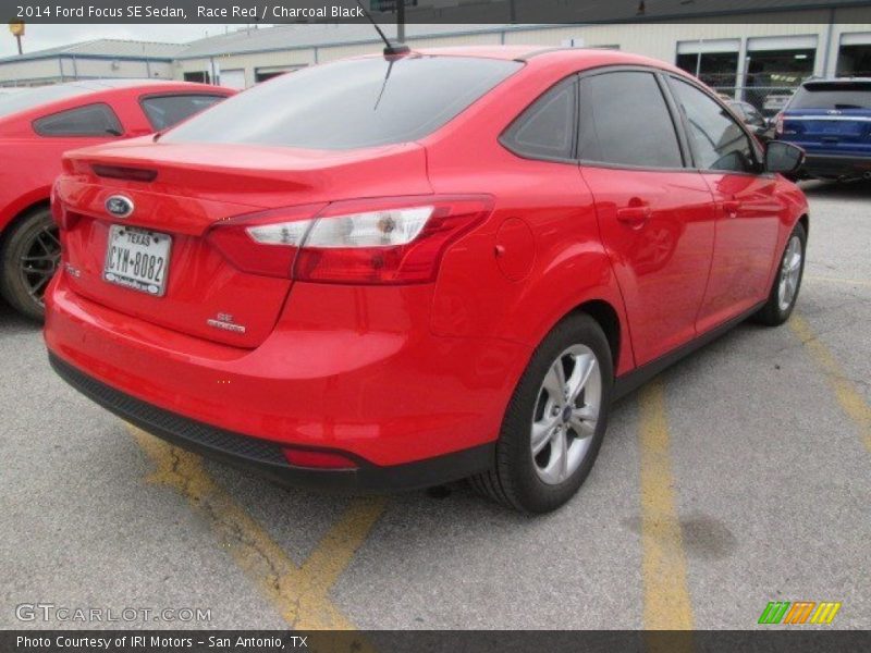 Race Red / Charcoal Black 2014 Ford Focus SE Sedan