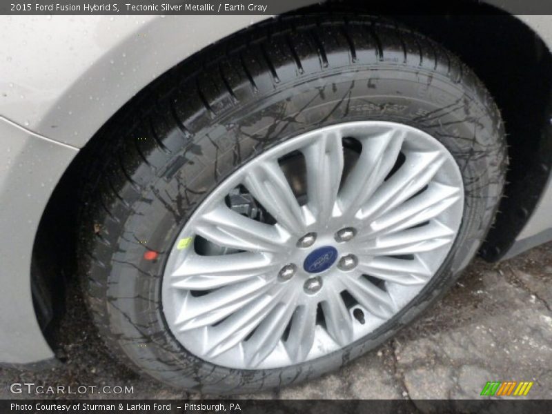  2015 Fusion Hybrid S Wheel