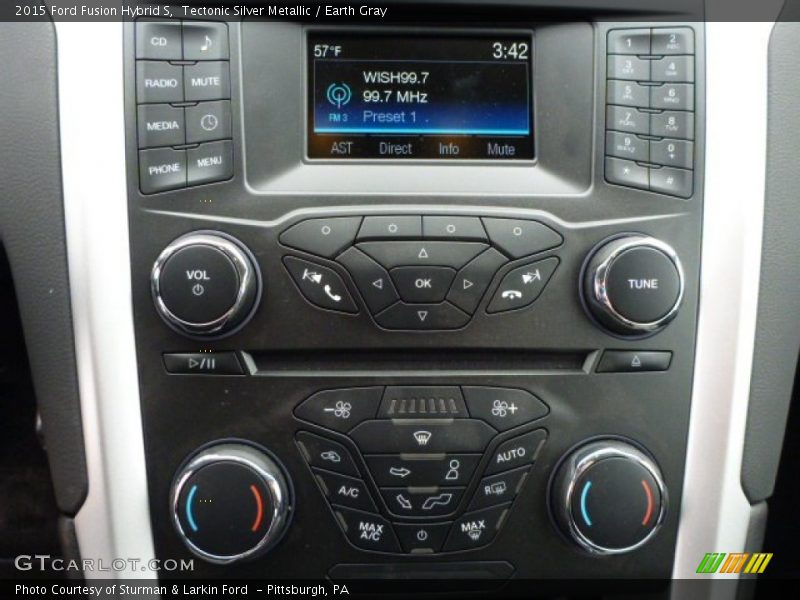 Controls of 2015 Fusion Hybrid S
