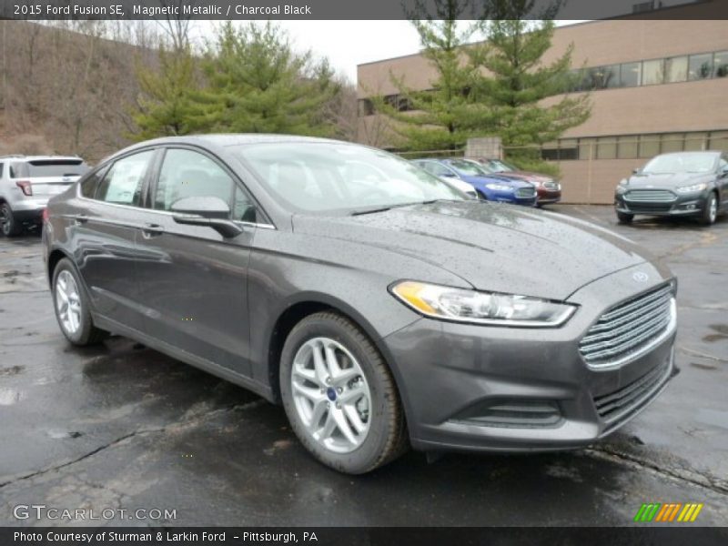 Magnetic Metallic / Charcoal Black 2015 Ford Fusion SE
