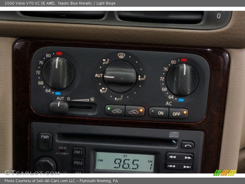Nautic Blue Metallic / Light Beige 2000 Volvo V70 XC SE AWD