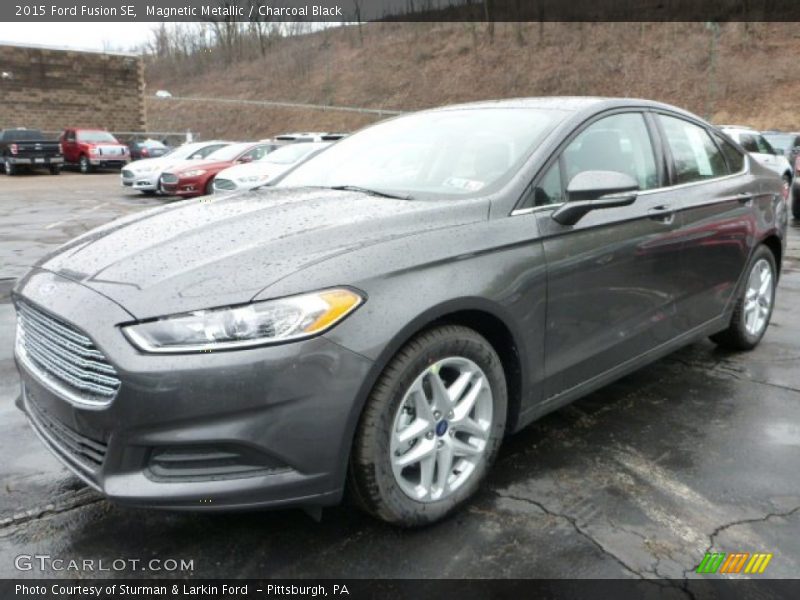 Magnetic Metallic / Charcoal Black 2015 Ford Fusion SE