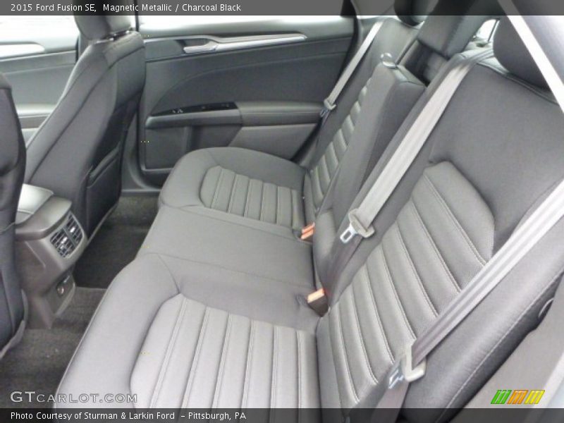 Magnetic Metallic / Charcoal Black 2015 Ford Fusion SE