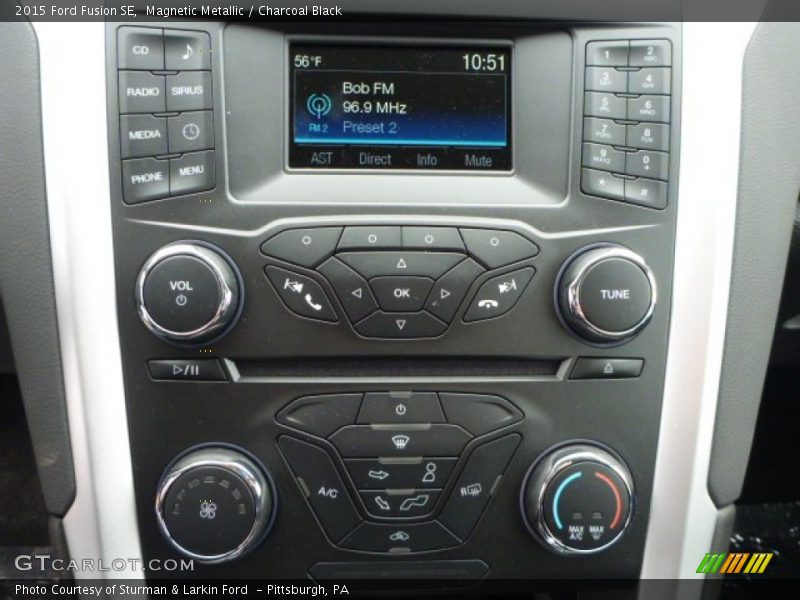 Magnetic Metallic / Charcoal Black 2015 Ford Fusion SE