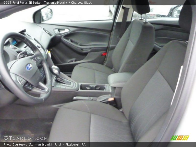 Tectonic Metallic / Charcoal Black 2015 Ford Focus SE Sedan