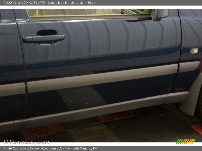 Nautic Blue Metallic / Light Beige 2000 Volvo V70 XC SE AWD