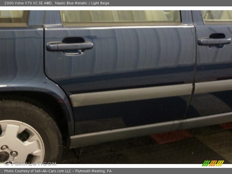 Nautic Blue Metallic / Light Beige 2000 Volvo V70 XC SE AWD