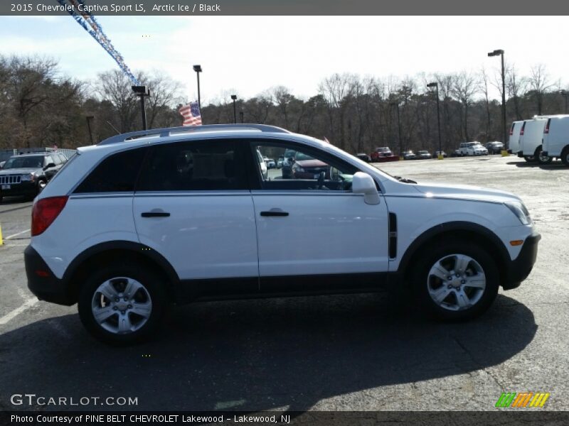Arctic Ice / Black 2015 Chevrolet Captiva Sport LS