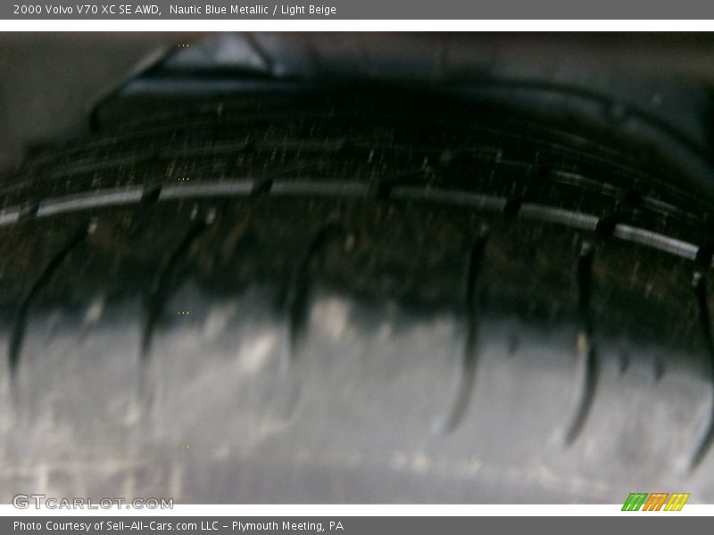 Nautic Blue Metallic / Light Beige 2000 Volvo V70 XC SE AWD