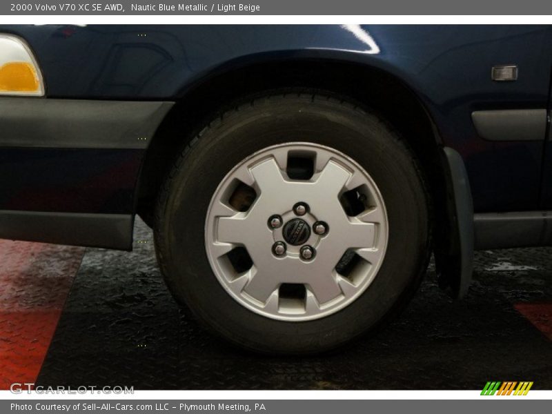 Nautic Blue Metallic / Light Beige 2000 Volvo V70 XC SE AWD