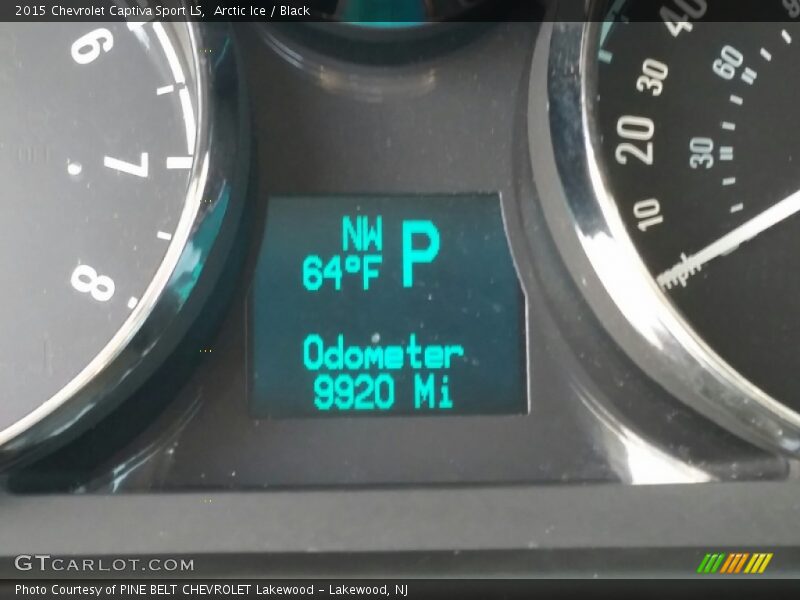 Arctic Ice / Black 2015 Chevrolet Captiva Sport LS