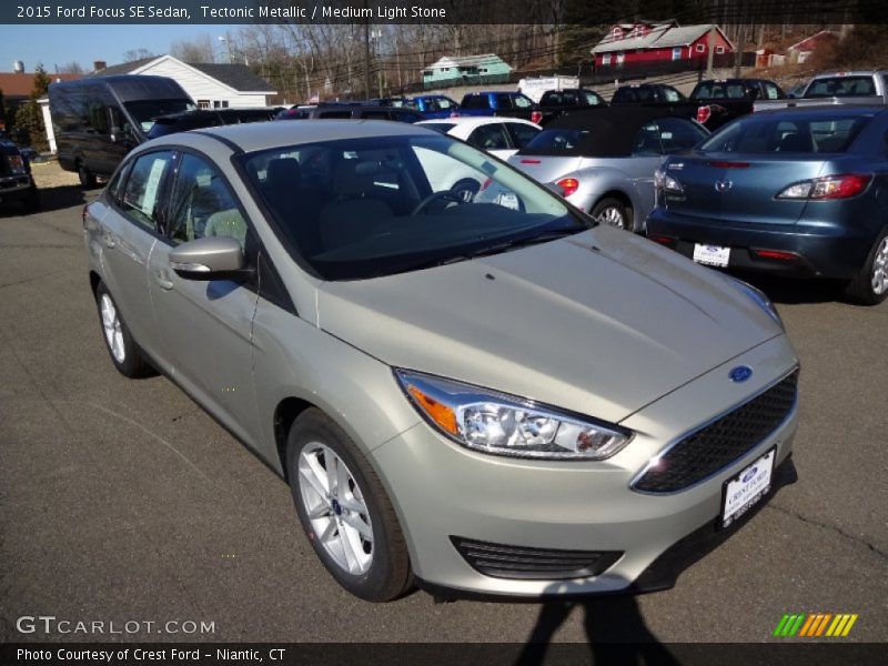 Tectonic Metallic / Medium Light Stone 2015 Ford Focus SE Sedan