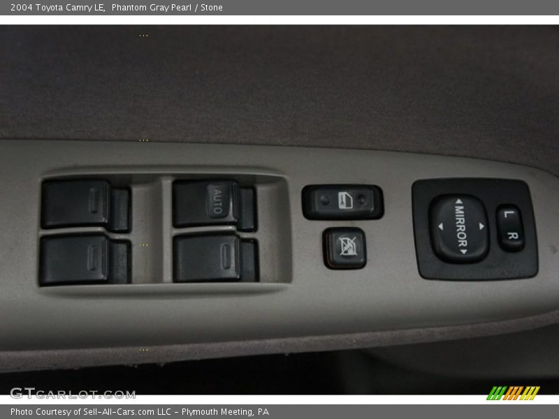 Phantom Gray Pearl / Stone 2004 Toyota Camry LE