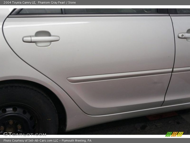Phantom Gray Pearl / Stone 2004 Toyota Camry LE