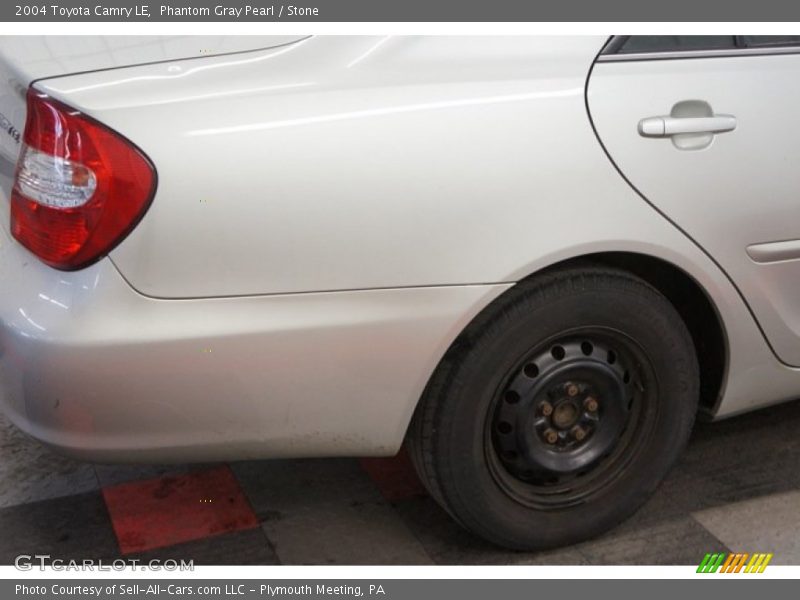 Phantom Gray Pearl / Stone 2004 Toyota Camry LE
