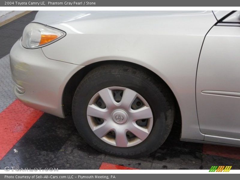 Phantom Gray Pearl / Stone 2004 Toyota Camry LE