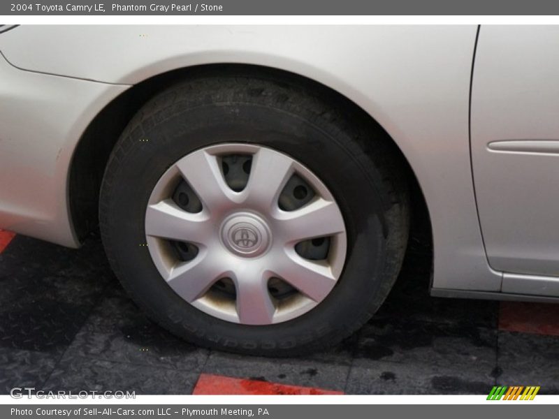 Phantom Gray Pearl / Stone 2004 Toyota Camry LE
