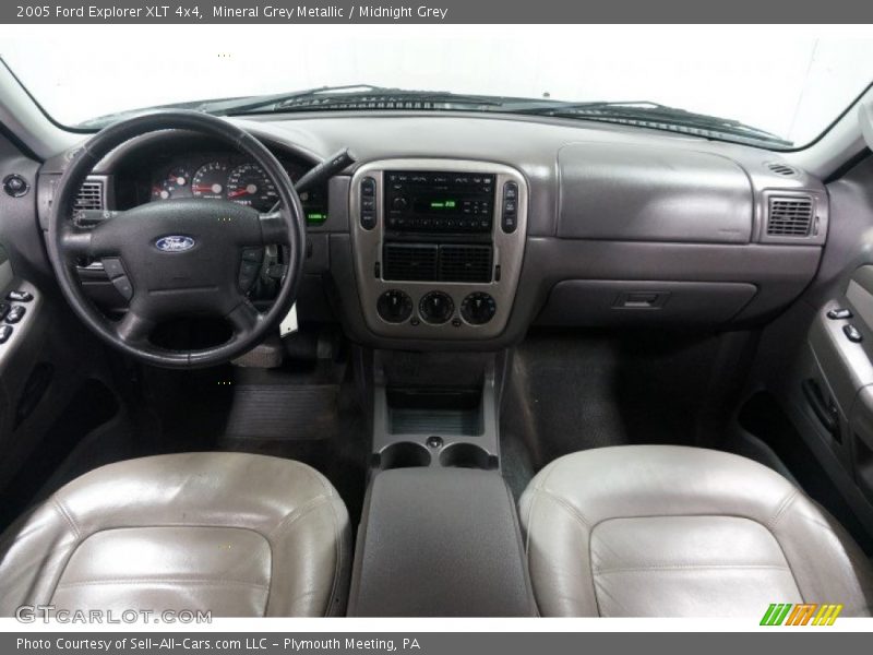 Mineral Grey Metallic / Midnight Grey 2005 Ford Explorer XLT 4x4