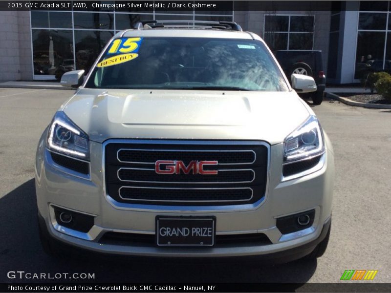 Champagne Silver Metallic / Dark Cashmere 2015 GMC Acadia SLT AWD
