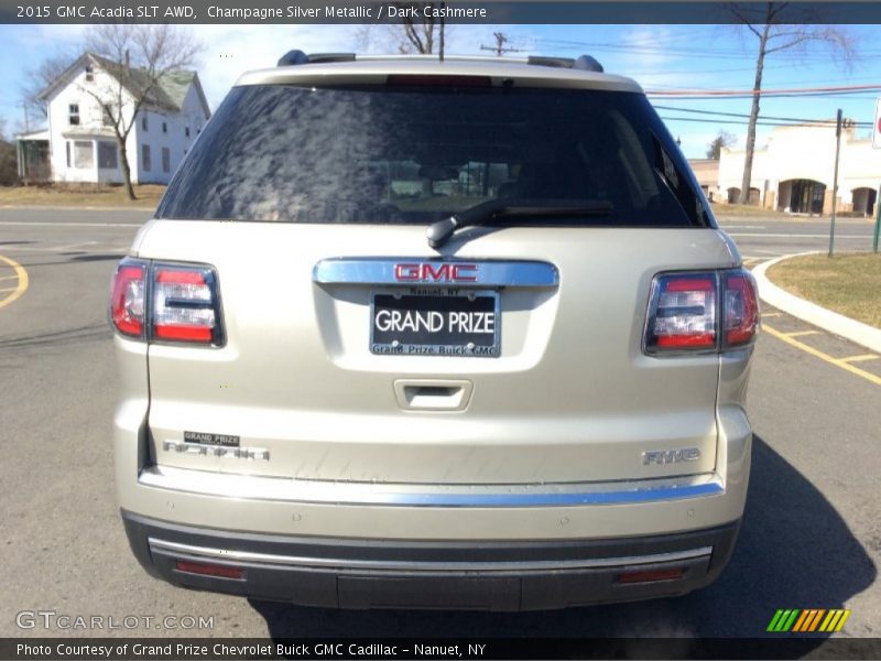 Champagne Silver Metallic / Dark Cashmere 2015 GMC Acadia SLT AWD