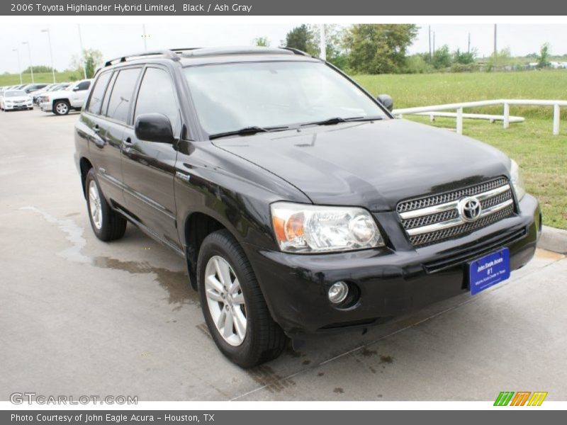 Black / Ash Gray 2006 Toyota Highlander Hybrid Limited