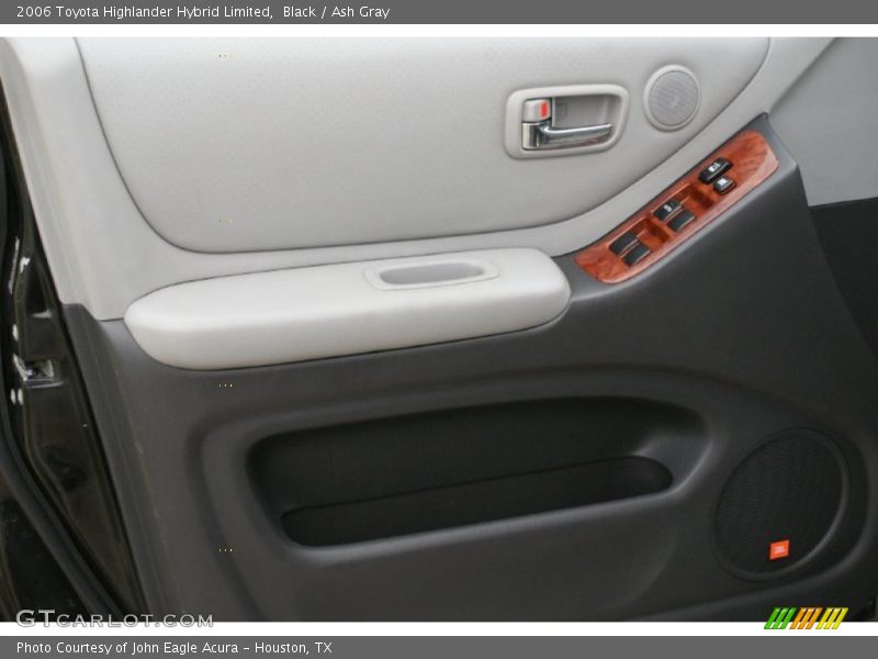 Black / Ash Gray 2006 Toyota Highlander Hybrid Limited