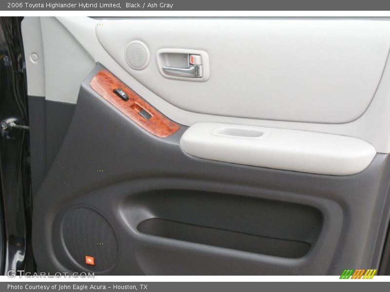Black / Ash Gray 2006 Toyota Highlander Hybrid Limited