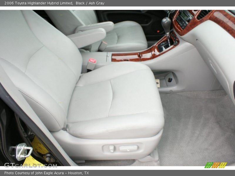 Black / Ash Gray 2006 Toyota Highlander Hybrid Limited