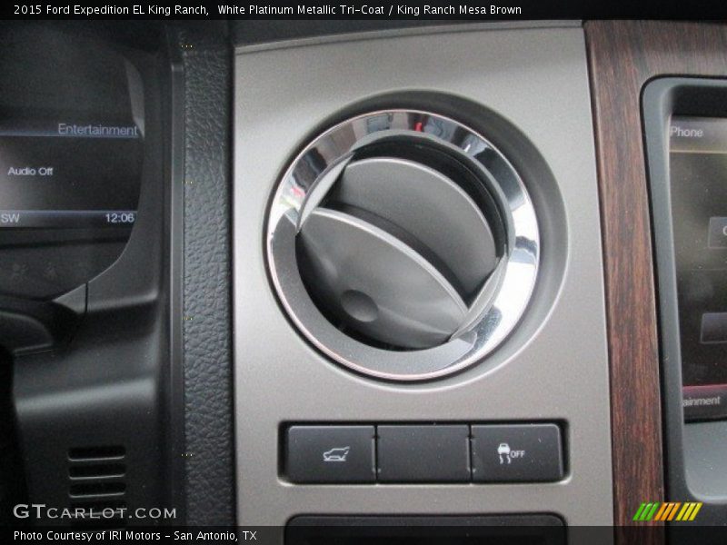 White Platinum Metallic Tri-Coat / King Ranch Mesa Brown 2015 Ford Expedition EL King Ranch