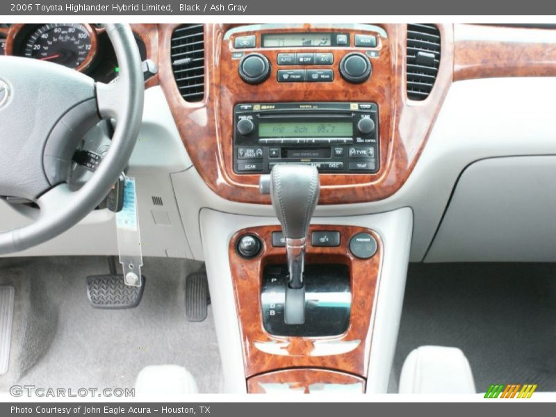 Black / Ash Gray 2006 Toyota Highlander Hybrid Limited