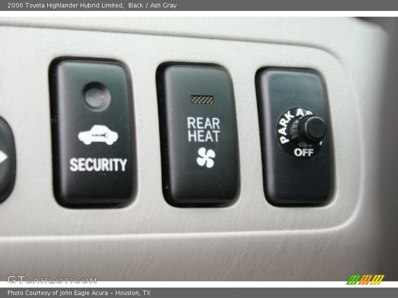 Black / Ash Gray 2006 Toyota Highlander Hybrid Limited