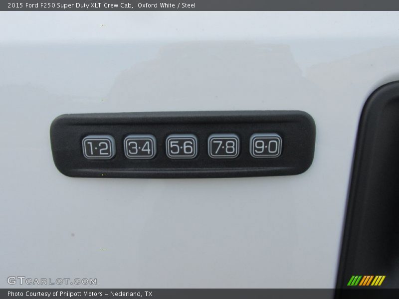 Oxford White / Steel 2015 Ford F250 Super Duty XLT Crew Cab