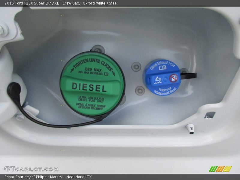 Oxford White / Steel 2015 Ford F250 Super Duty XLT Crew Cab