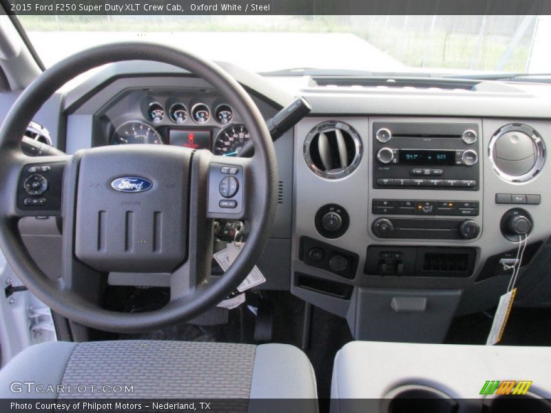 Oxford White / Steel 2015 Ford F250 Super Duty XLT Crew Cab