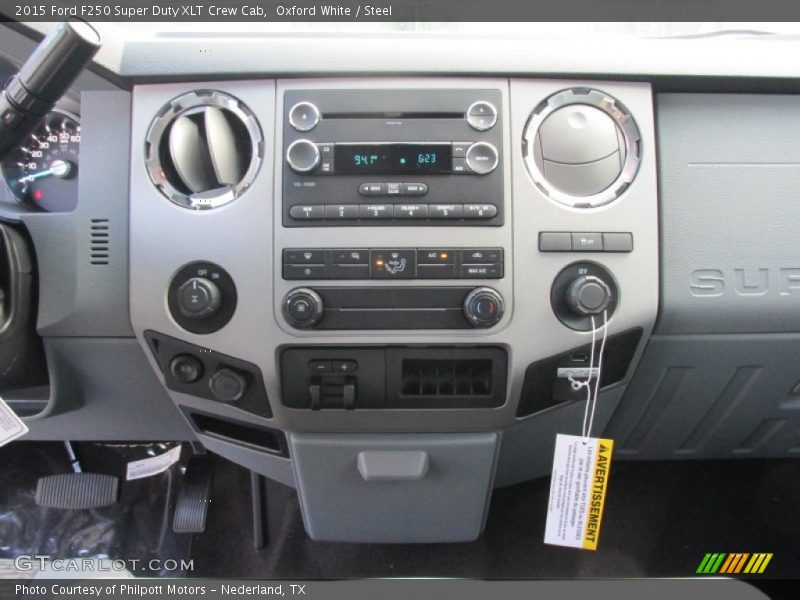 Oxford White / Steel 2015 Ford F250 Super Duty XLT Crew Cab