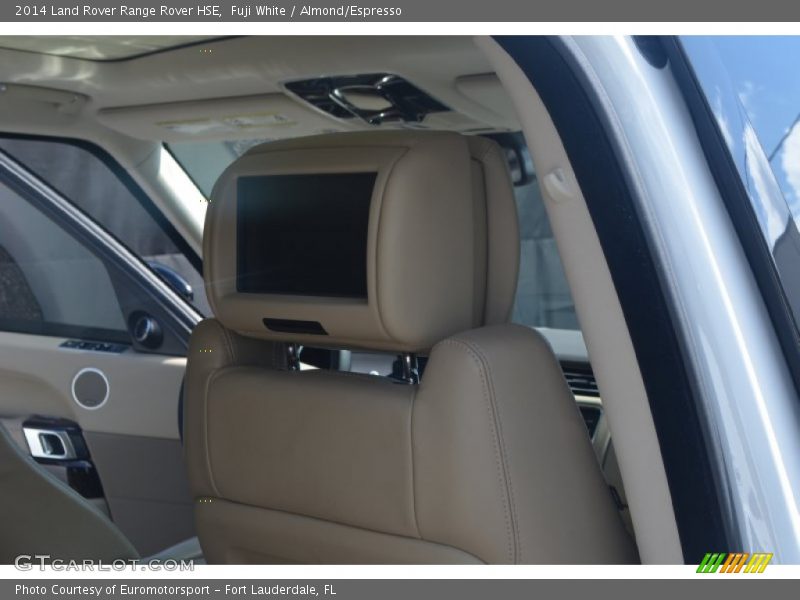 Fuji White / Almond/Espresso 2014 Land Rover Range Rover HSE