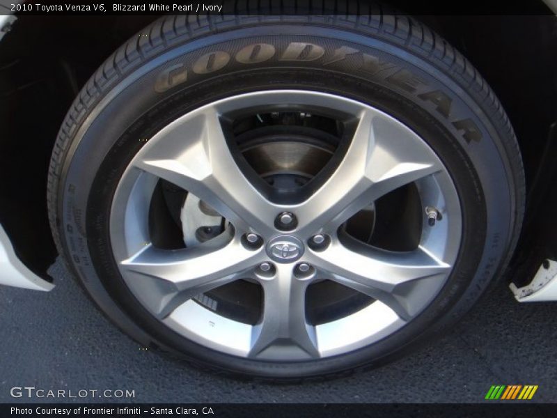 Blizzard White Pearl / Ivory 2010 Toyota Venza V6