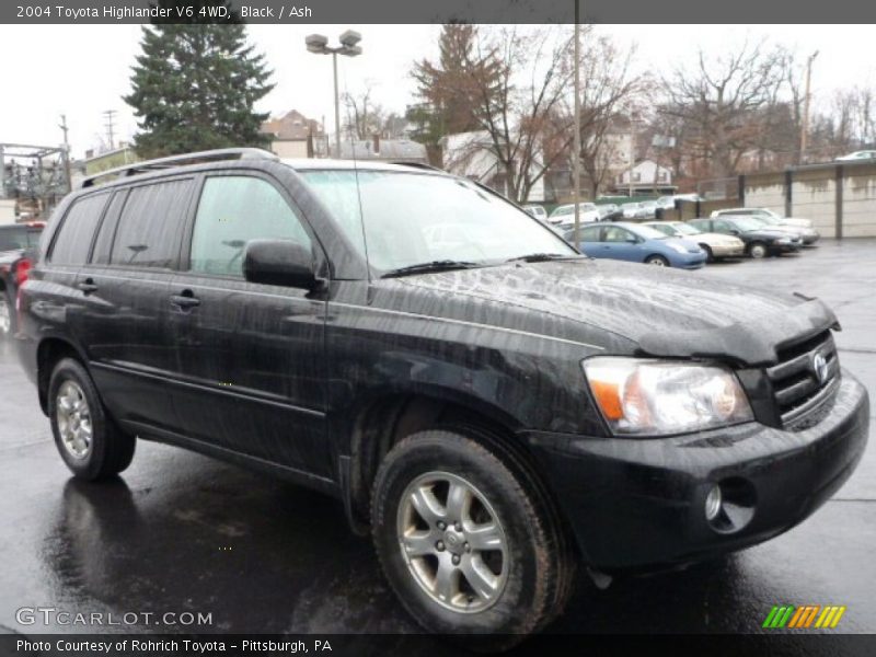 Black / Ash 2004 Toyota Highlander V6 4WD