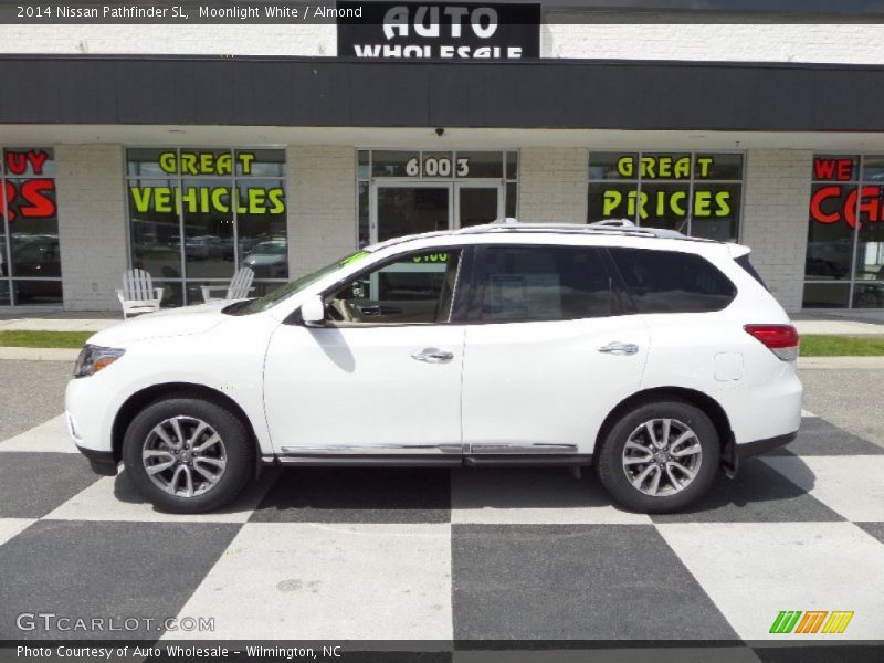 Moonlight White / Almond 2014 Nissan Pathfinder SL
