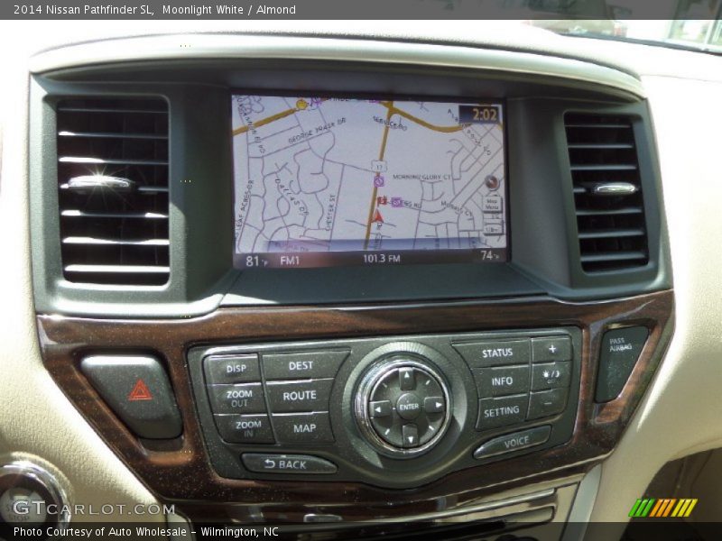Moonlight White / Almond 2014 Nissan Pathfinder SL