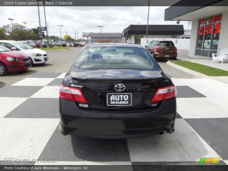 Black / Charcoal 2009 Toyota Camry SE