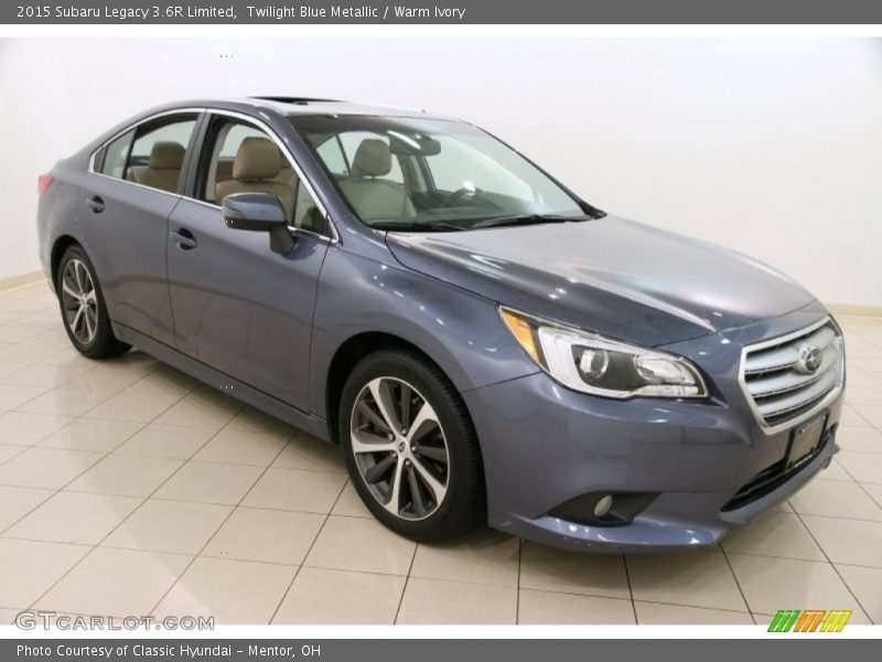 Front 3/4 View of 2015 Legacy 3.6R Limited