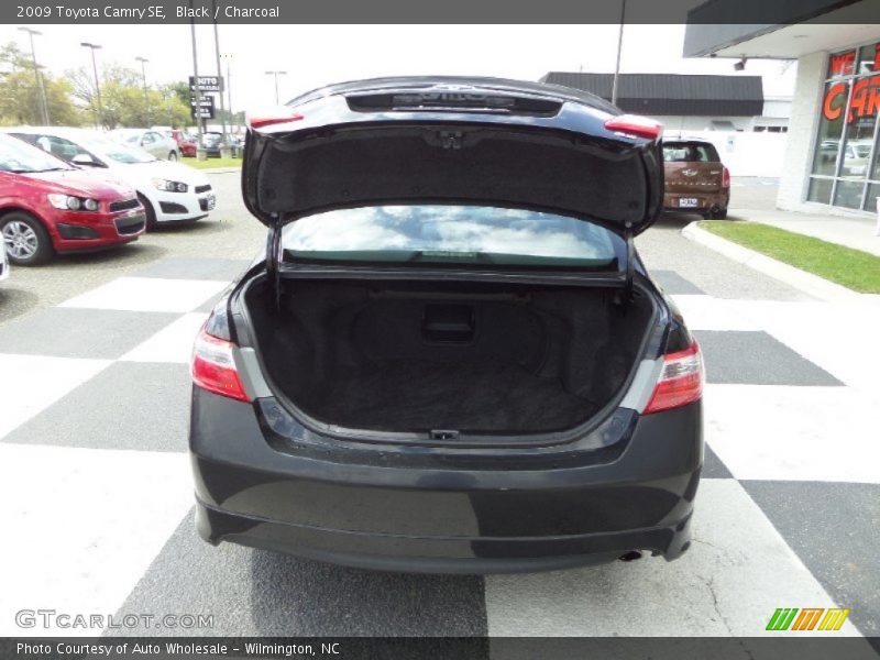 Black / Charcoal 2009 Toyota Camry SE