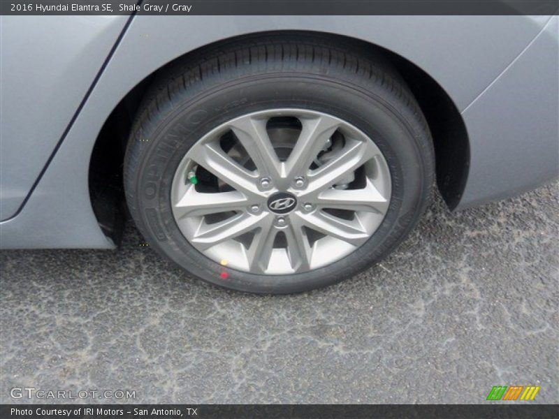 Shale Gray / Gray 2016 Hyundai Elantra SE