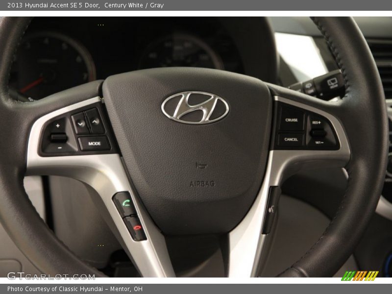 Century White / Gray 2013 Hyundai Accent SE 5 Door