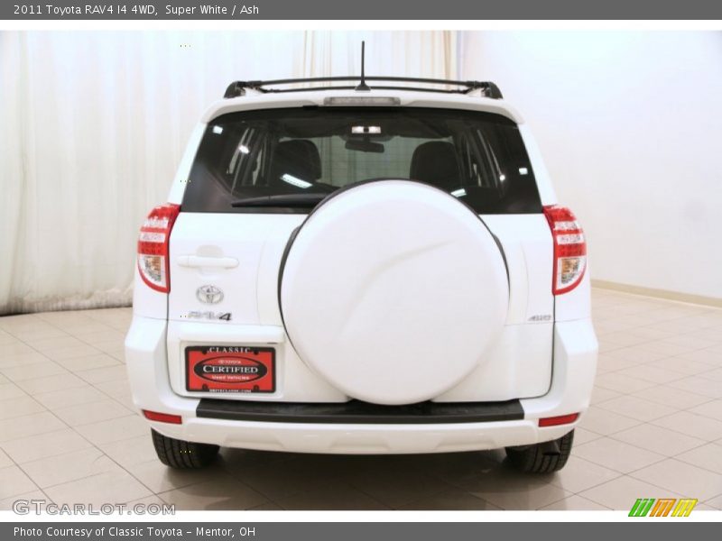 Super White / Ash 2011 Toyota RAV4 I4 4WD