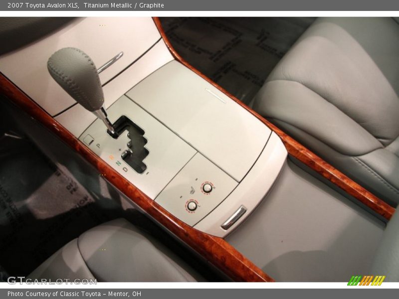  2007 Avalon XLS 5 Speed Sequential Shift Automatic Shifter