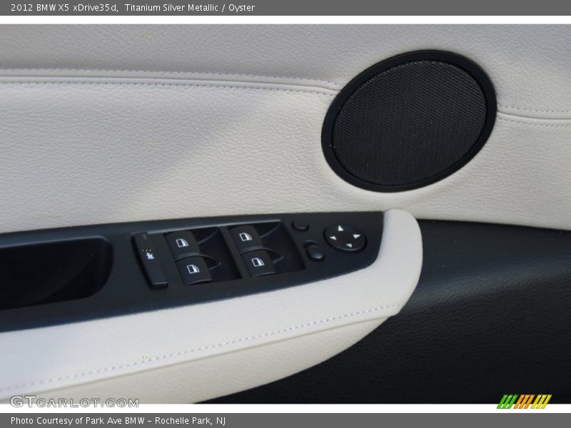Titanium Silver Metallic / Oyster 2012 BMW X5 xDrive35d