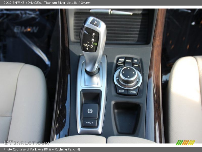 Titanium Silver Metallic / Oyster 2012 BMW X5 xDrive35d